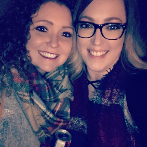 Meet your Posher, Christy - Picture 8 of 15